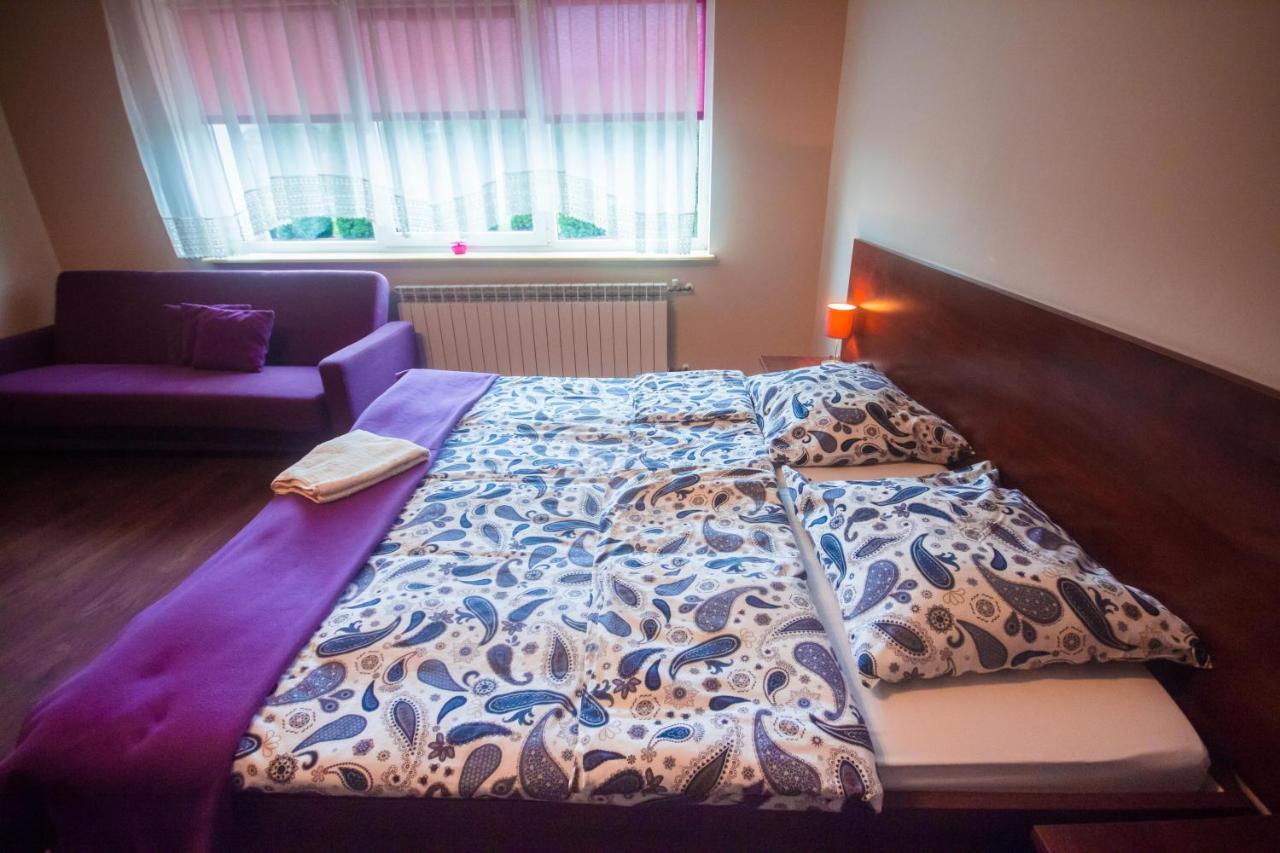 Hostel Soleil Kutno Bagian luar foto